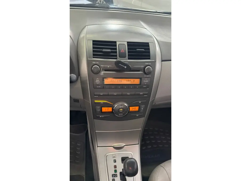TOYOTA Corolla - Foto
