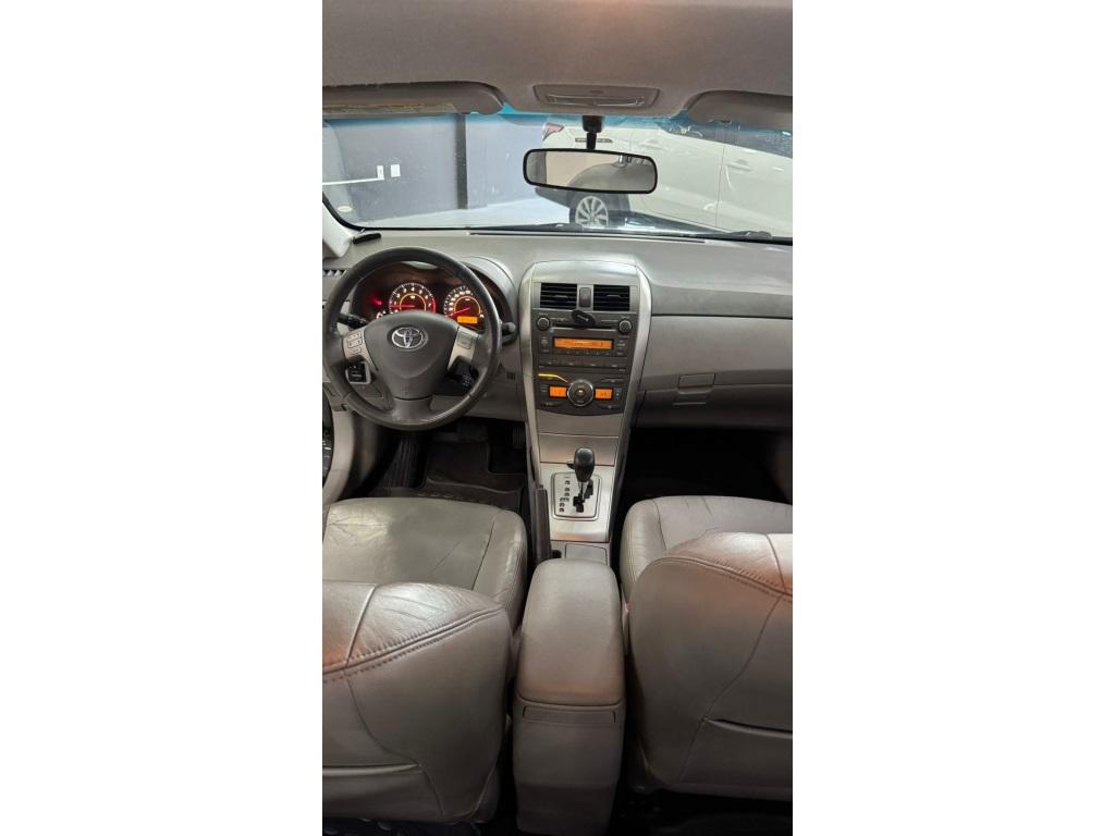 TOYOTA Corolla - Foto