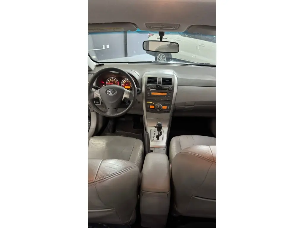 TOYOTA Corolla - Foto