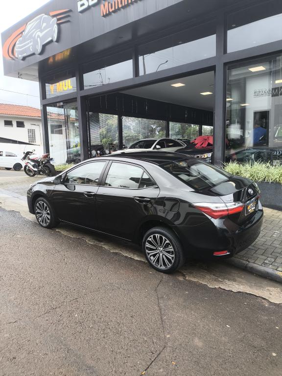 TOYOTA Corolla - Foto
