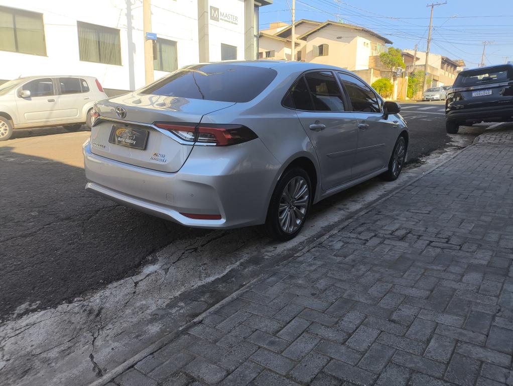 TOYOTA Corolla - Foto