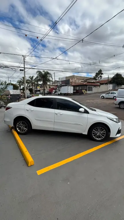 TOYOTA Corolla - Foto