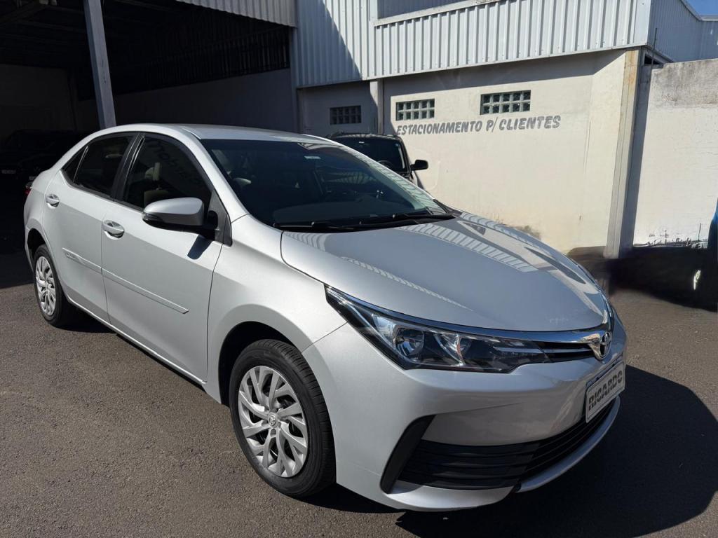 TOYOTA Corolla - Foto