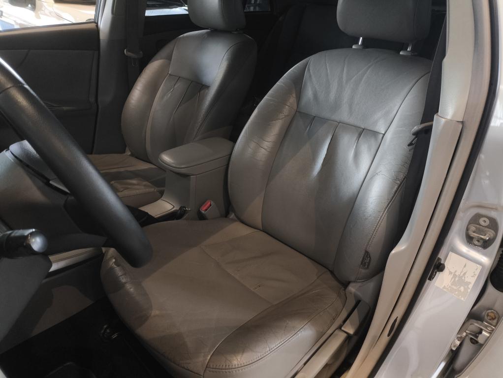 TOYOTA Corolla - Foto