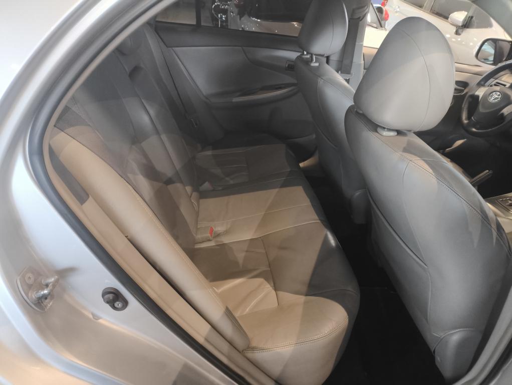 TOYOTA Corolla - Foto