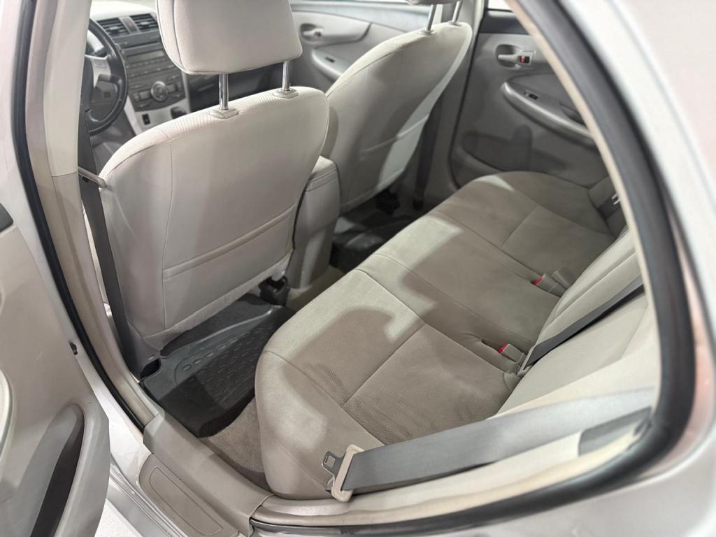 TOYOTA Corolla - Foto
