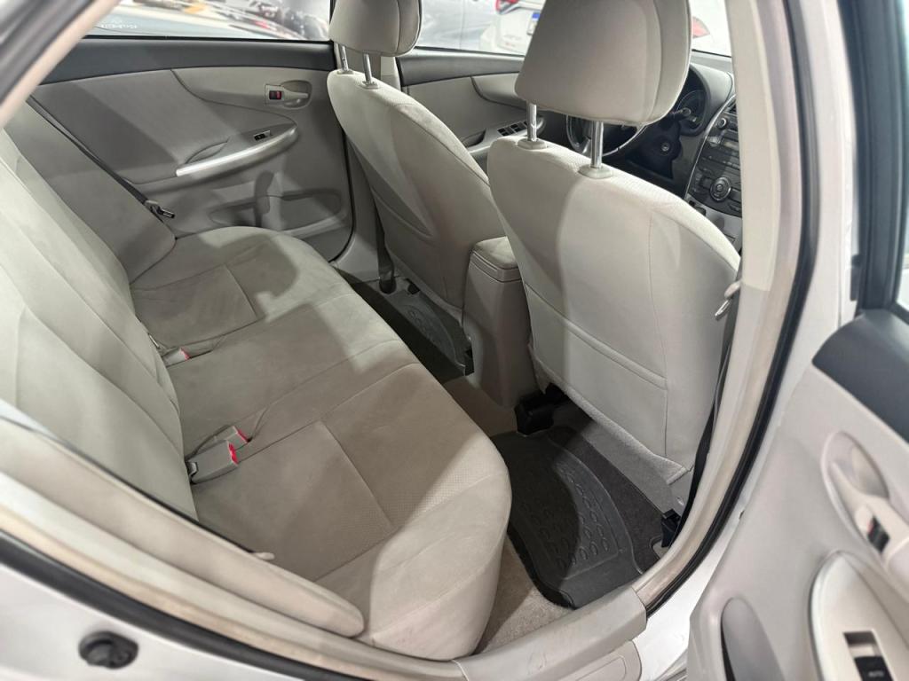 TOYOTA Corolla - Foto