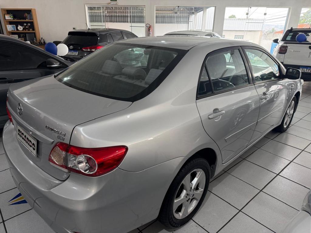 TOYOTA Corolla - Foto