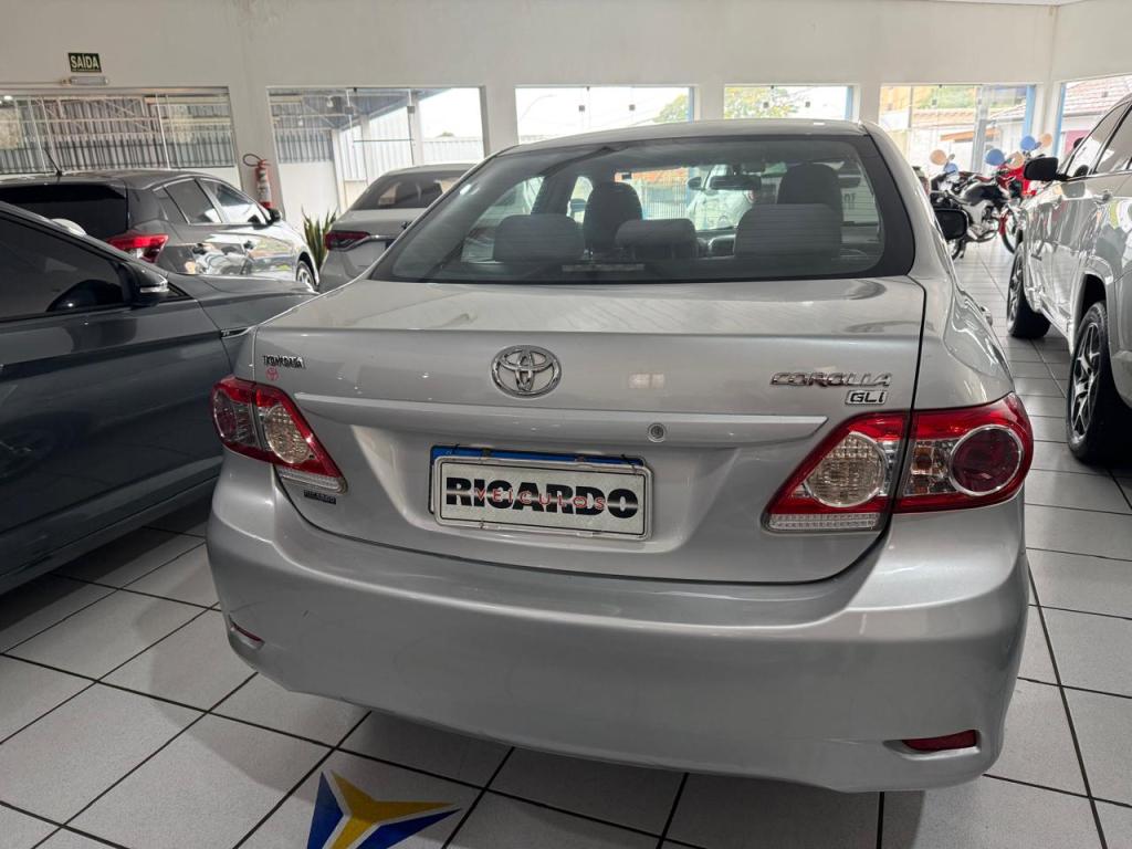 TOYOTA Corolla - Foto