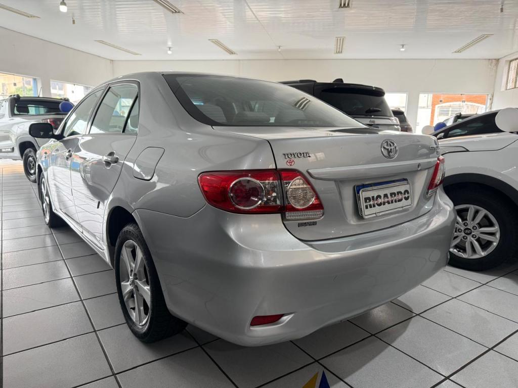 TOYOTA Corolla - Foto