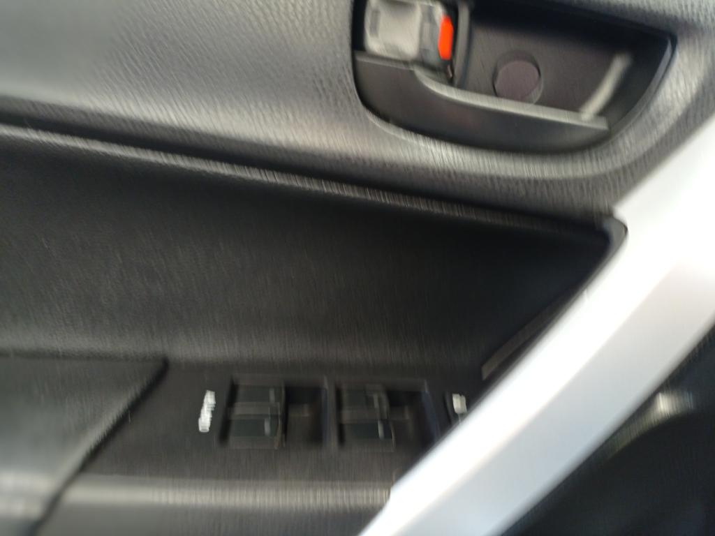 TOYOTA Corolla - Foto