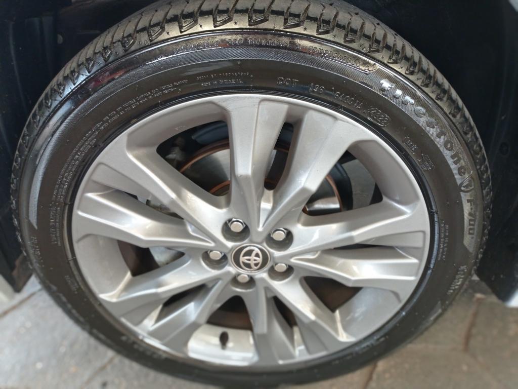 TOYOTA Corolla - Foto