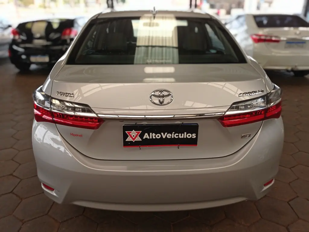 TOYOTA Corolla - Foto