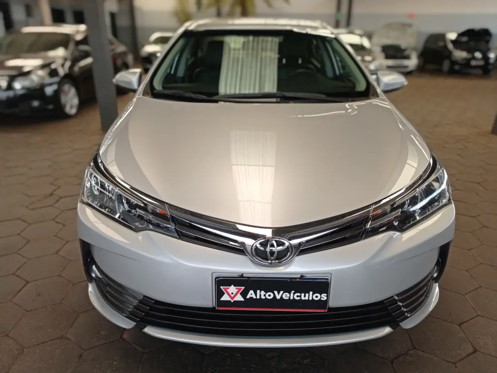 TOYOTA Corolla - Foto