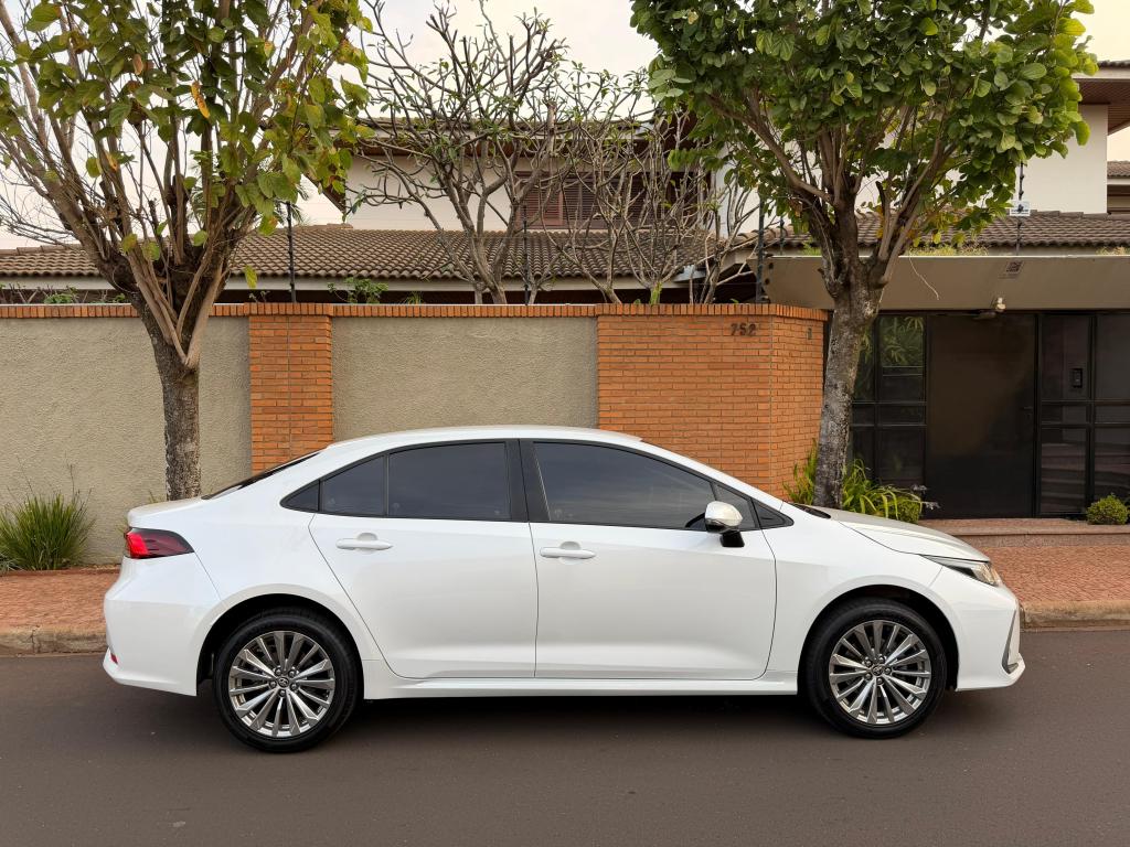 TOYOTA Corolla - Foto