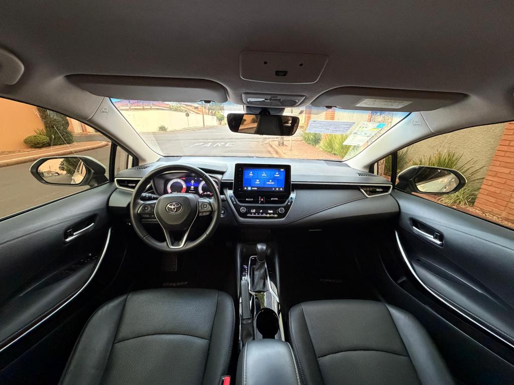 TOYOTA Corolla - Foto