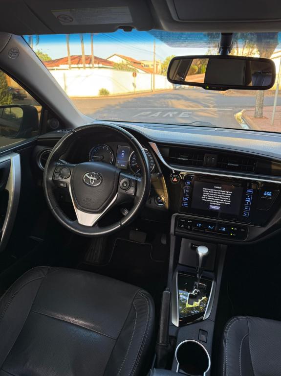 TOYOTA Corolla - Foto