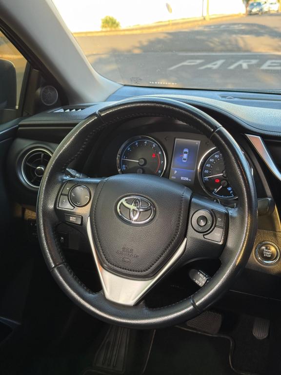 TOYOTA Corolla - Foto