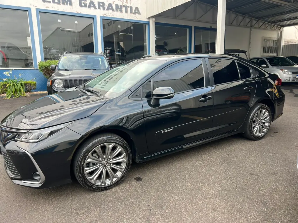 TOYOTA Corolla - Foto