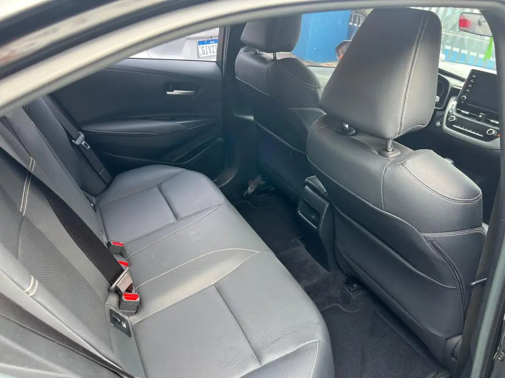 TOYOTA Corolla - Foto