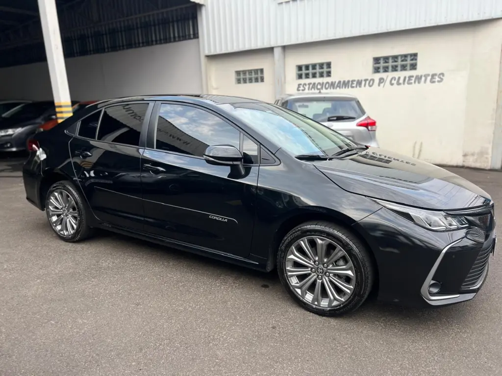 TOYOTA Corolla - Foto