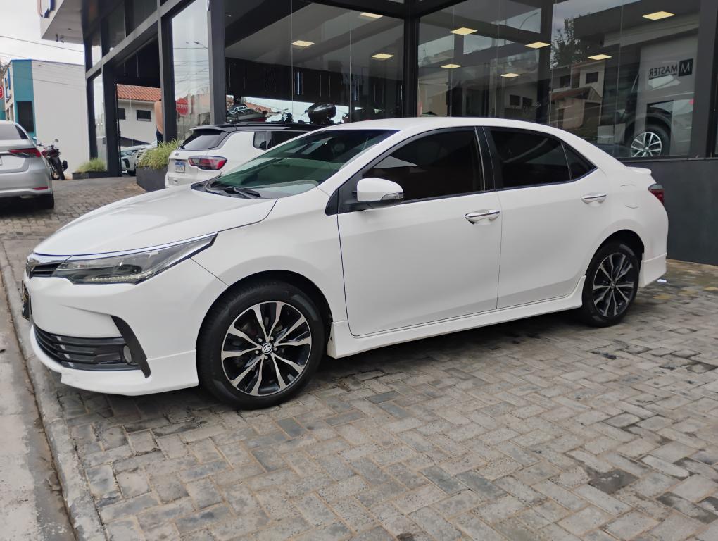 TOYOTA Corolla - Foto