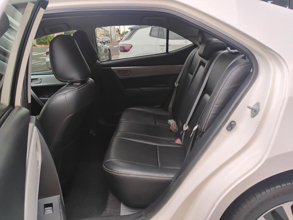 TOYOTA Corolla - Foto