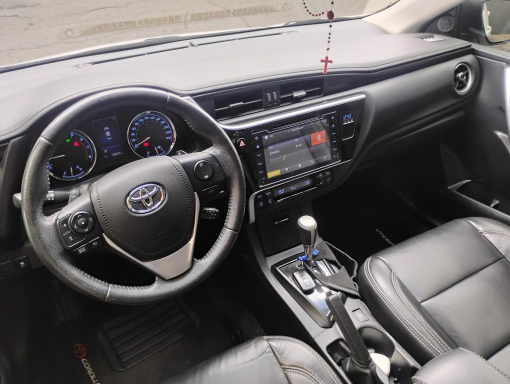 TOYOTA Corolla - Foto