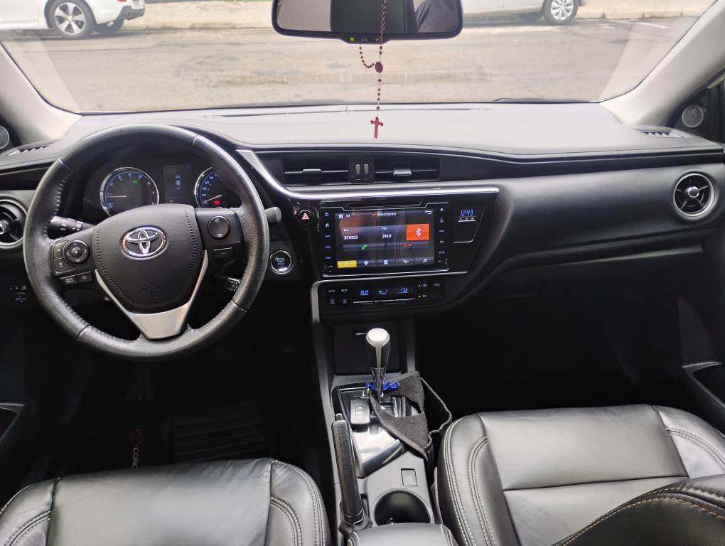 TOYOTA Corolla - Foto