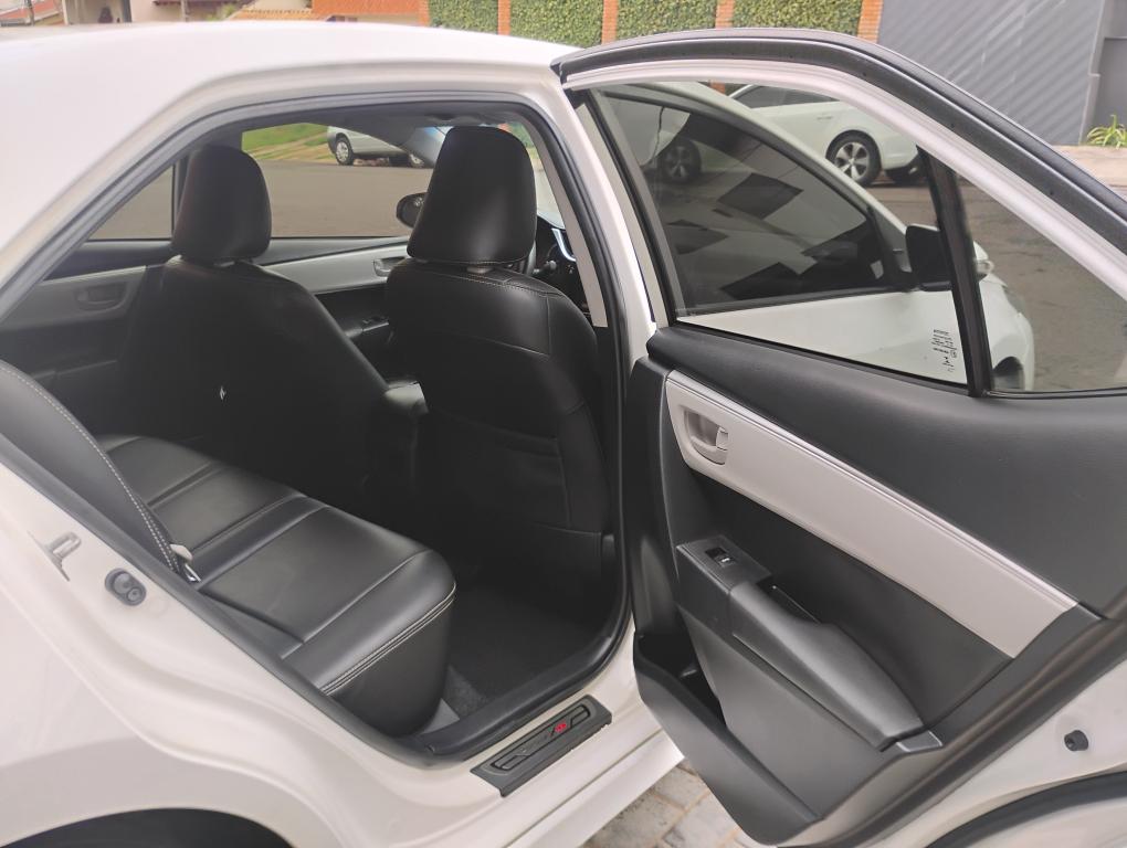 TOYOTA Corolla - Foto