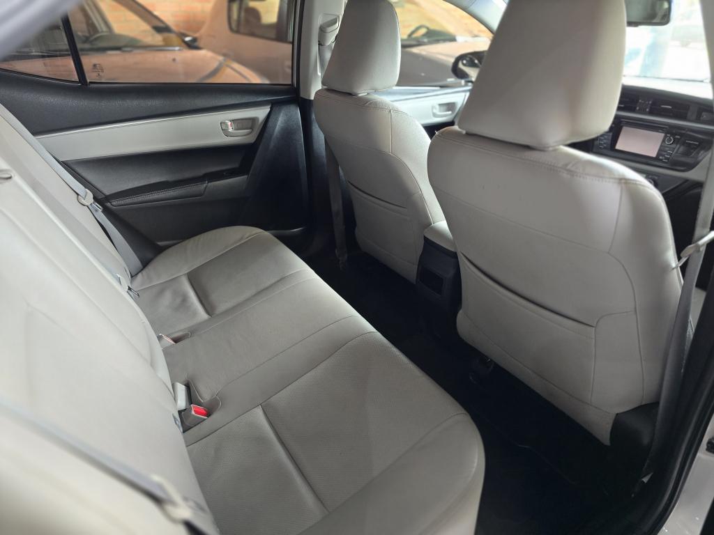 TOYOTA Corolla - Foto