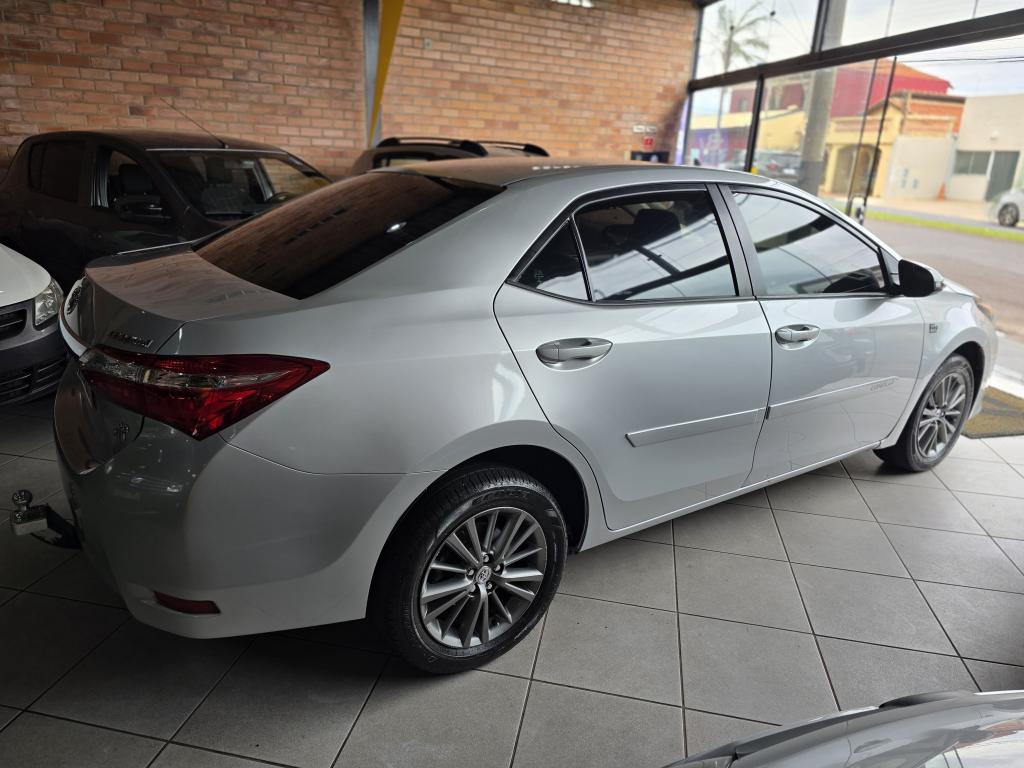 TOYOTA Corolla - Foto