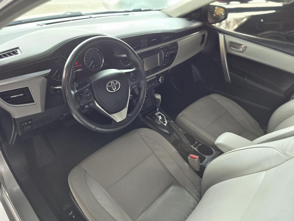 TOYOTA Corolla - Foto