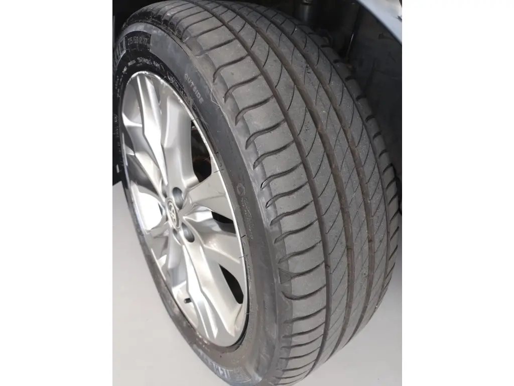 TOYOTA Corolla - Foto