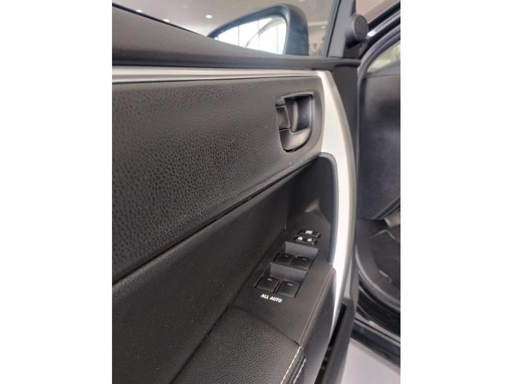 TOYOTA Corolla - Foto