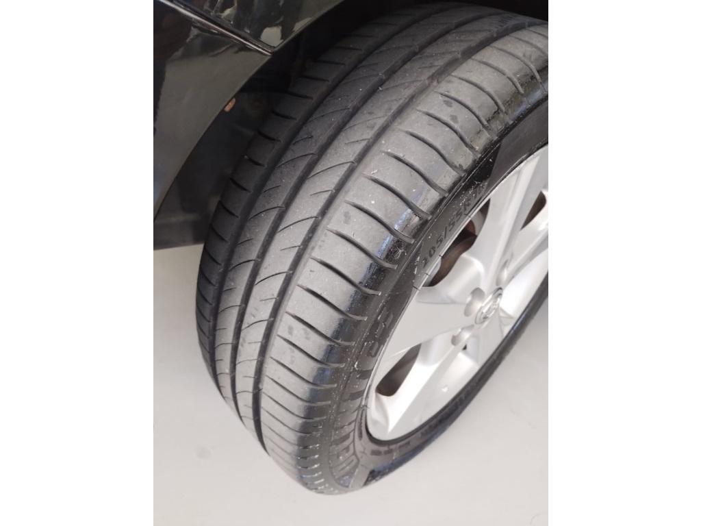 TOYOTA Corolla - Foto