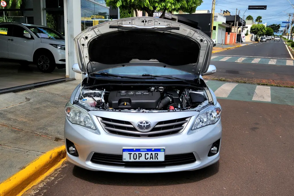 TOYOTA Corolla - Foto