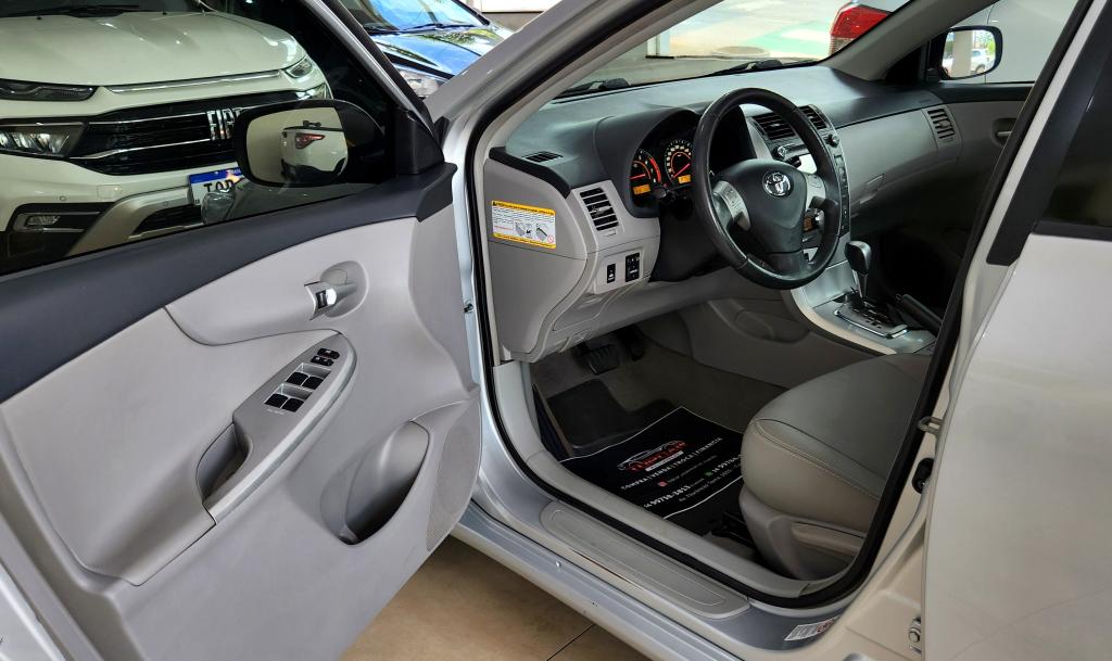 TOYOTA Corolla - Foto