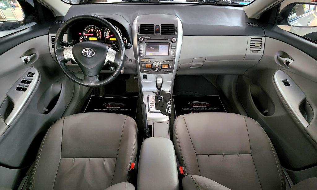 TOYOTA Corolla - Foto