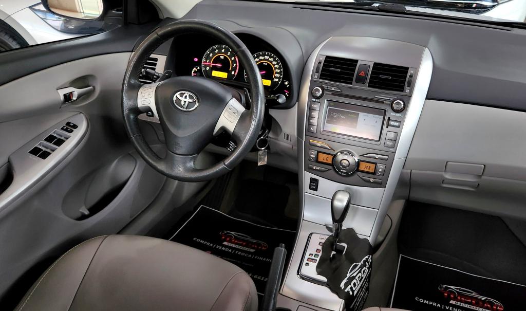 TOYOTA Corolla - Foto