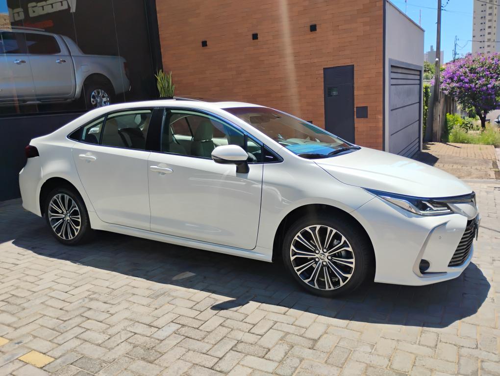 TOYOTA Corolla - Foto