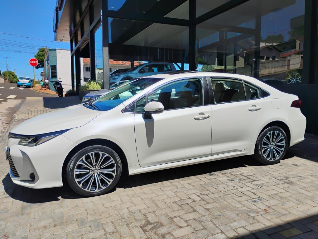 TOYOTA Corolla - Foto