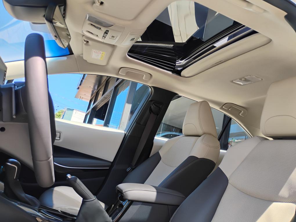 TOYOTA Corolla - Foto