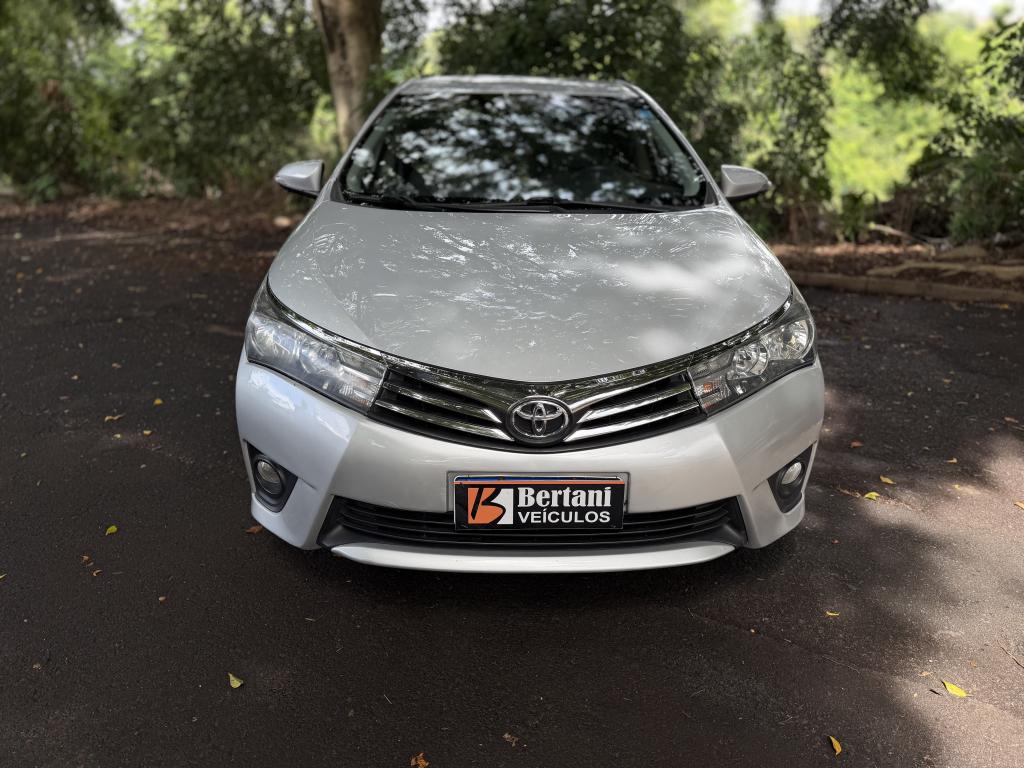 TOYOTA Corolla - Foto