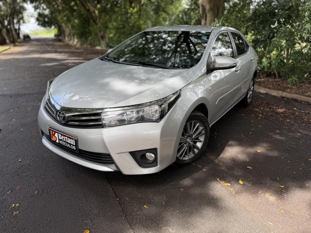 TOYOTA Corolla - Foto