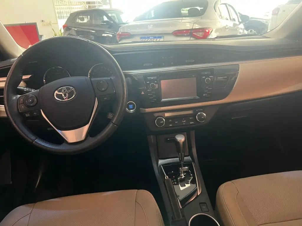 TOYOTA Corolla - Foto