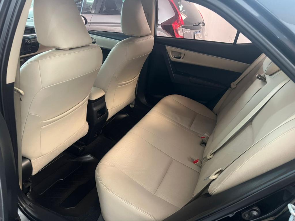 TOYOTA Corolla - Foto