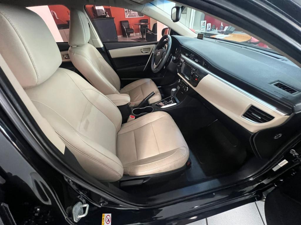 TOYOTA Corolla - Foto