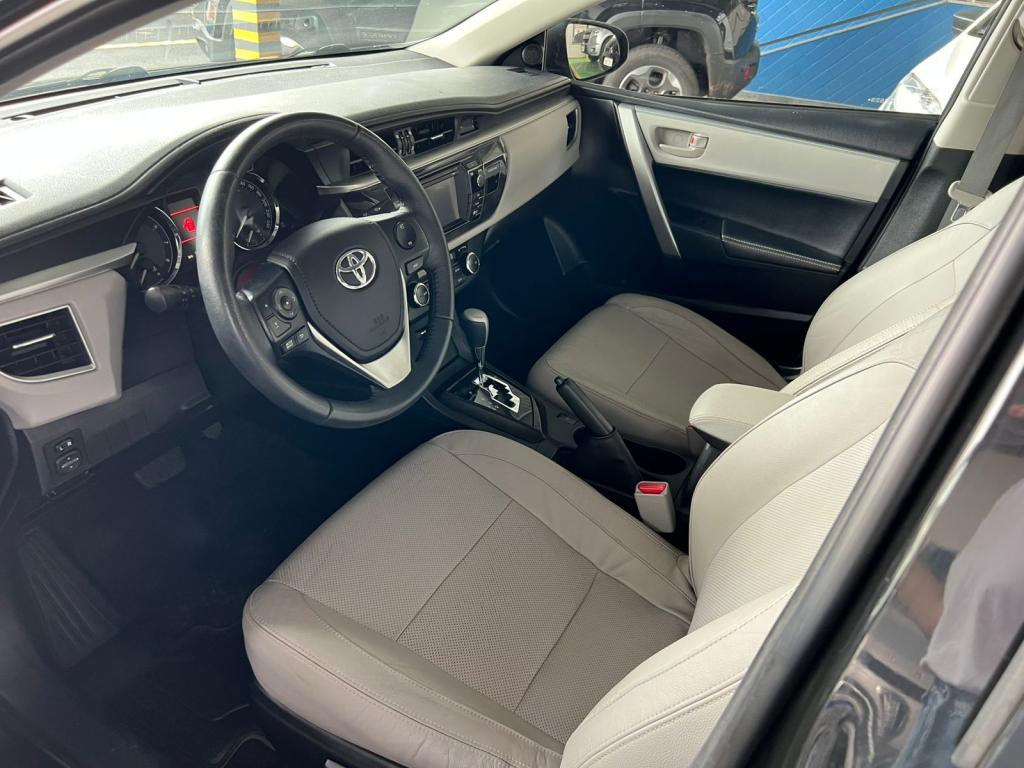 TOYOTA Corolla - Foto