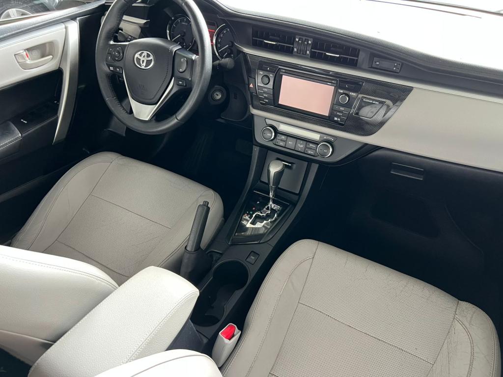 TOYOTA Corolla - Foto